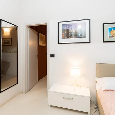 Toselli Apartment *