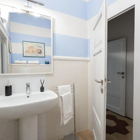 Apartment Toselli *